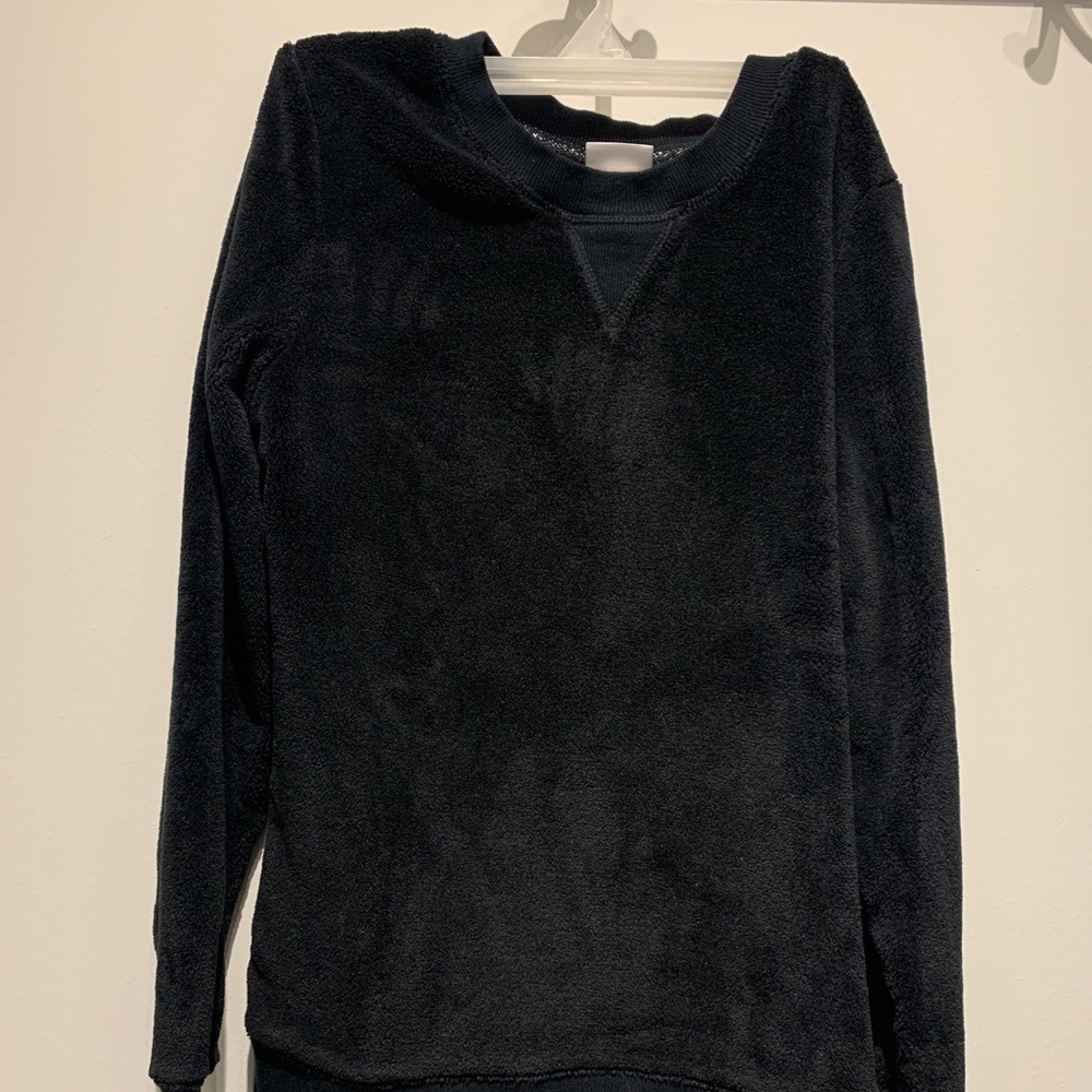 NWOT Wunder shop by target fuzzy sweater size XS
